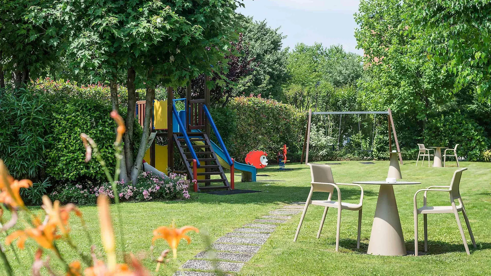 **** Hotel Novotel Brescia Due Italien