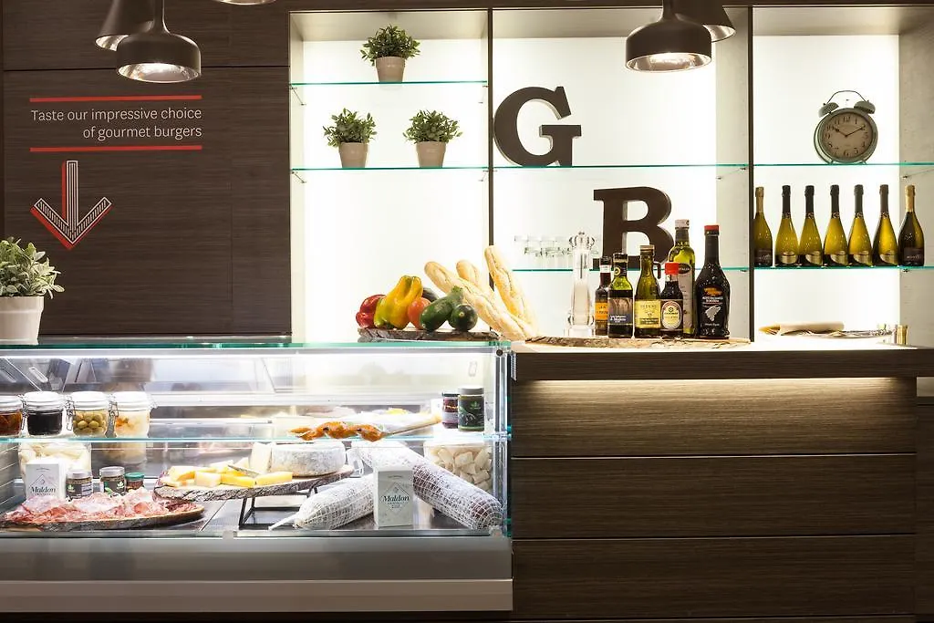 Novotel Brescia Due 4*,